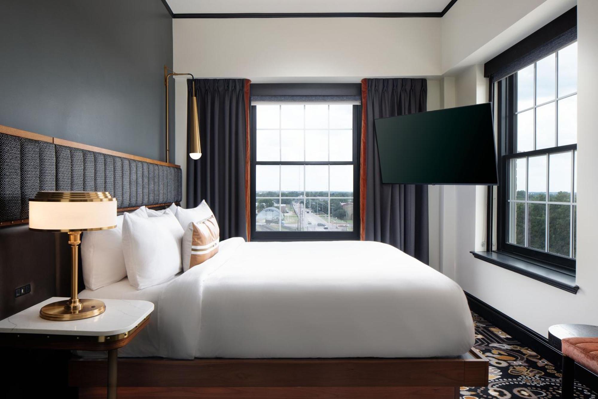 The Lasalle Hotel, Bryan College Station, A Tribute Portfolio Hotel エクステリア 写真