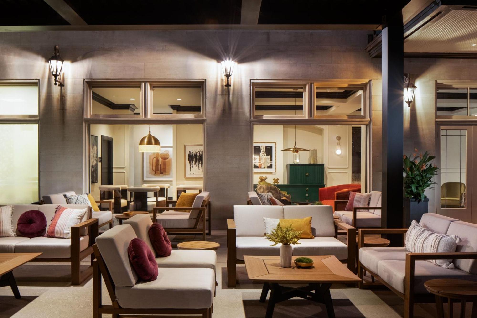 The Lasalle Hotel, Bryan College Station, A Tribute Portfolio Hotel エクステリア 写真